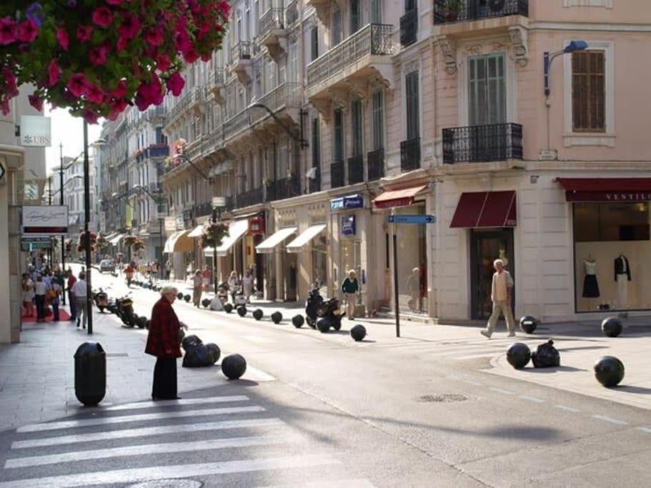 C056-cannes Rue Antibes - * Cannes